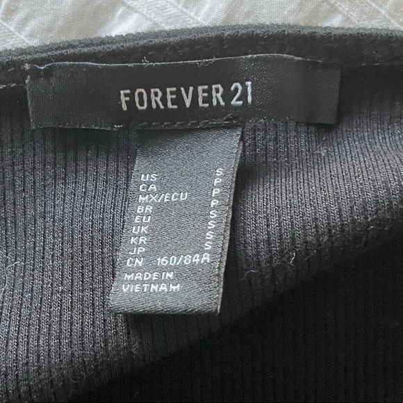 Pearl cardigan top - Picture 2 of 3